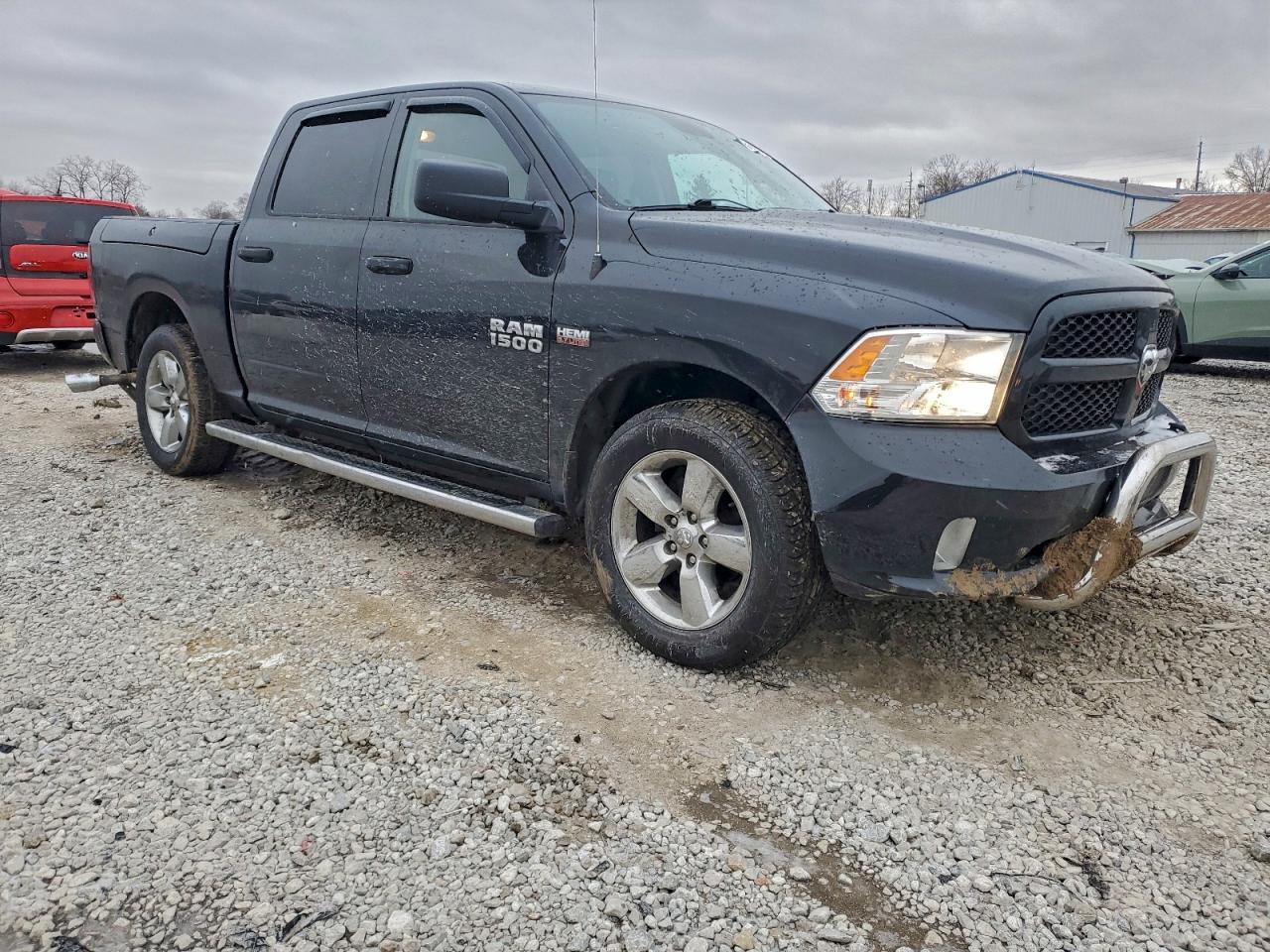 2018 RAM 1500 ST photo 4