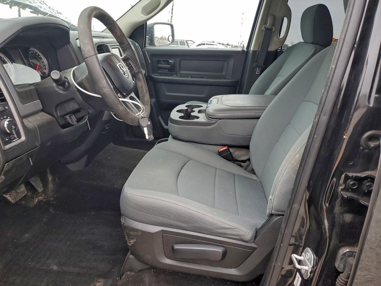 2018 RAM 1500 ST photo 7