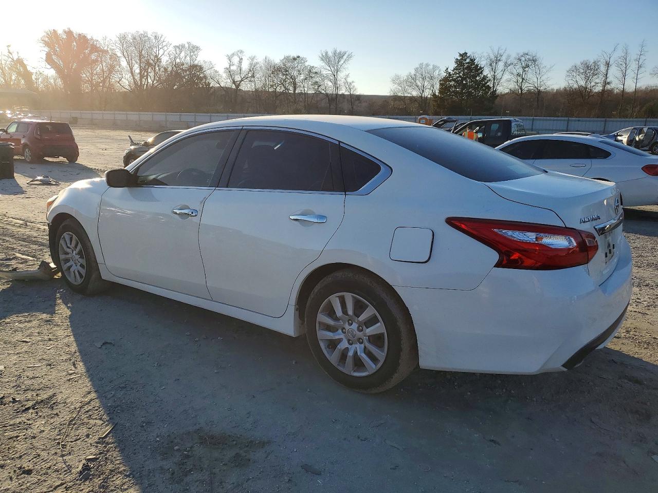 2016 NISSAN ALTIMA 2.5 photo 2