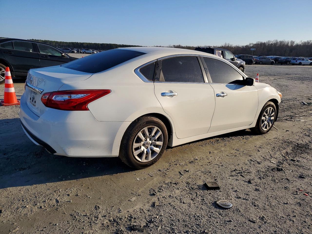 2016 NISSAN ALTIMA 2.5 photo 3