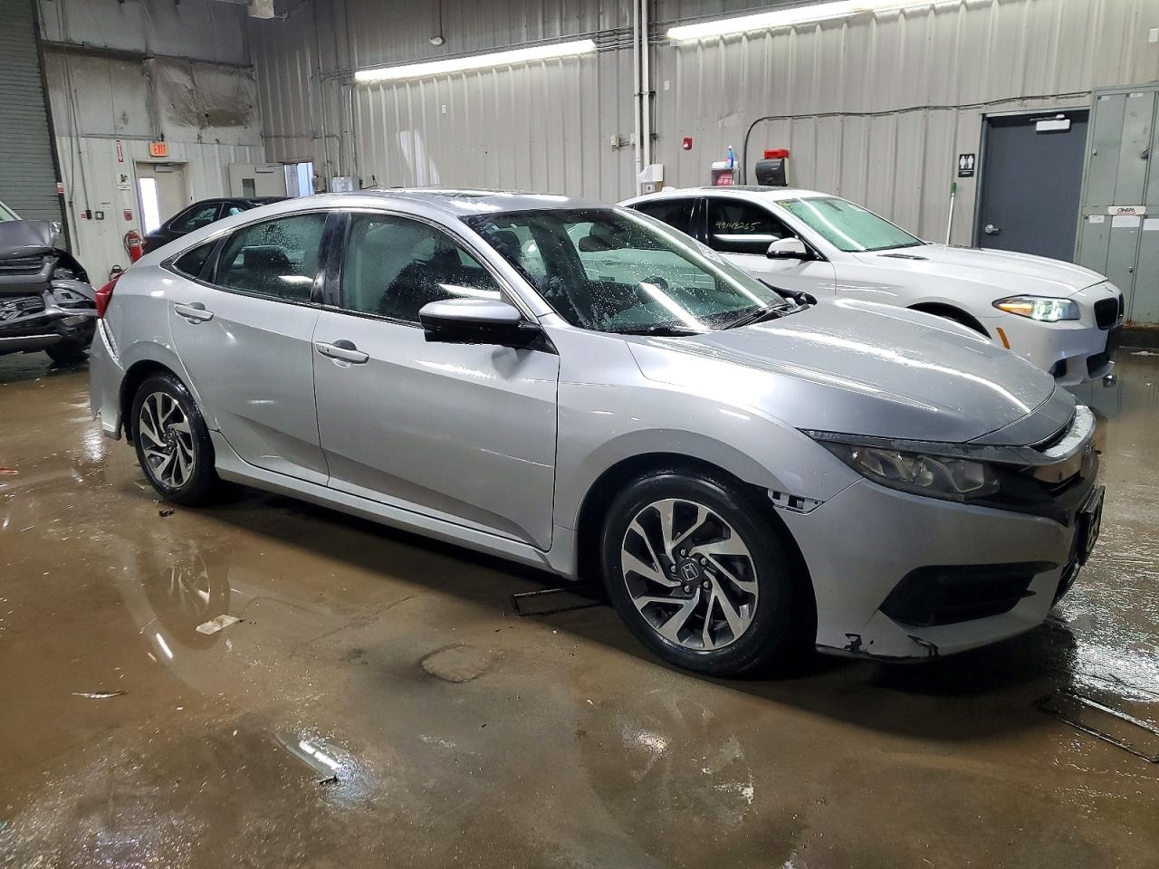2016 HONDA CIVIC EX photo 4