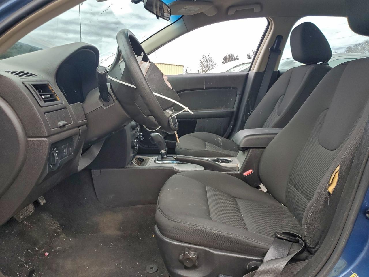 2010 FORD FUSION SE photo 7