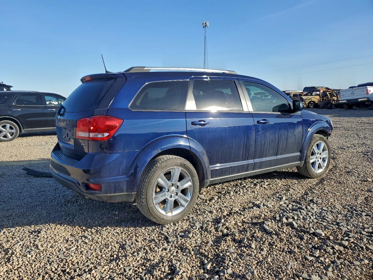 2018 DODGE JOURNEY SXT photo 3