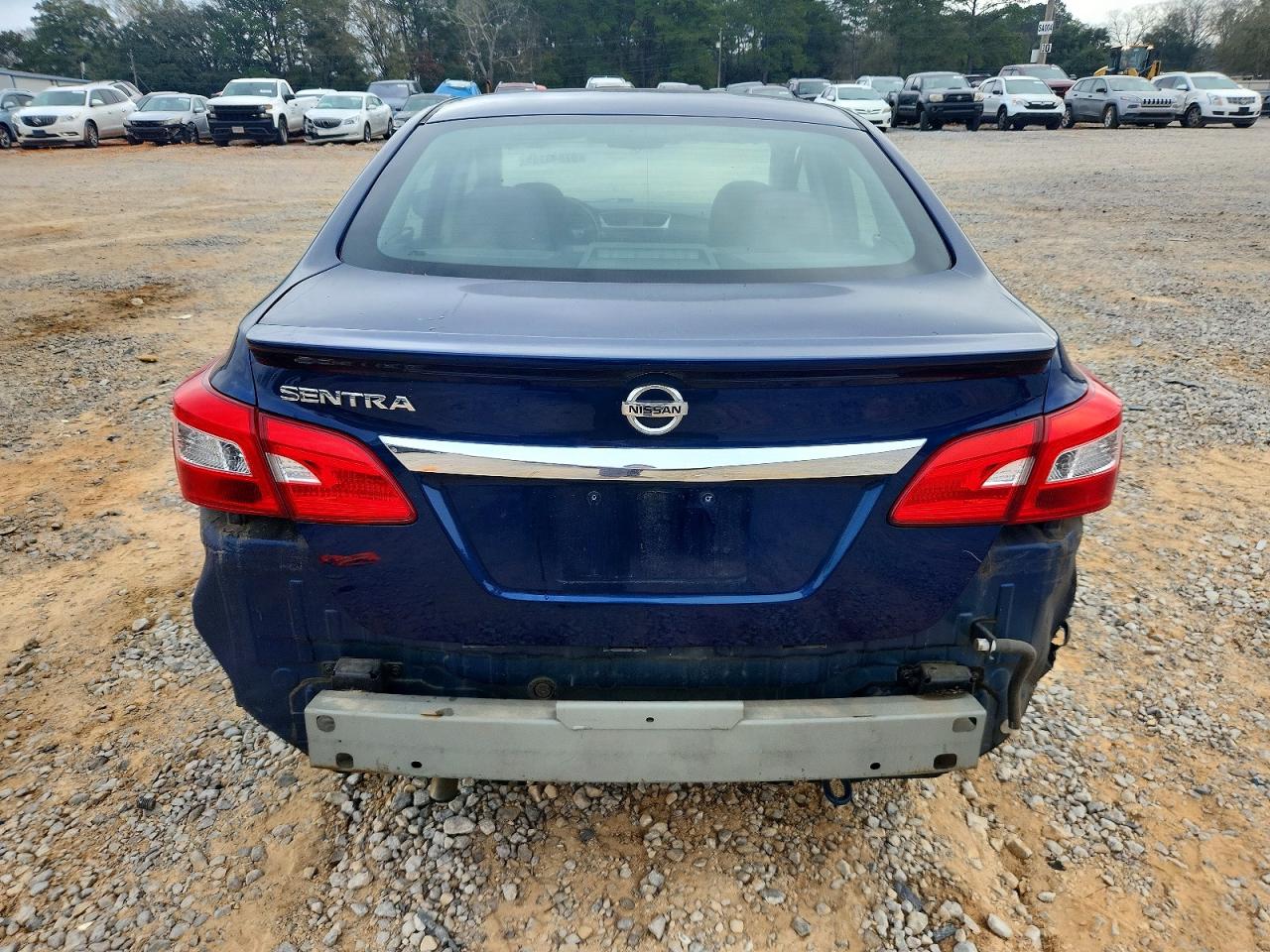 2018 NISSAN SENTRA S photo 6