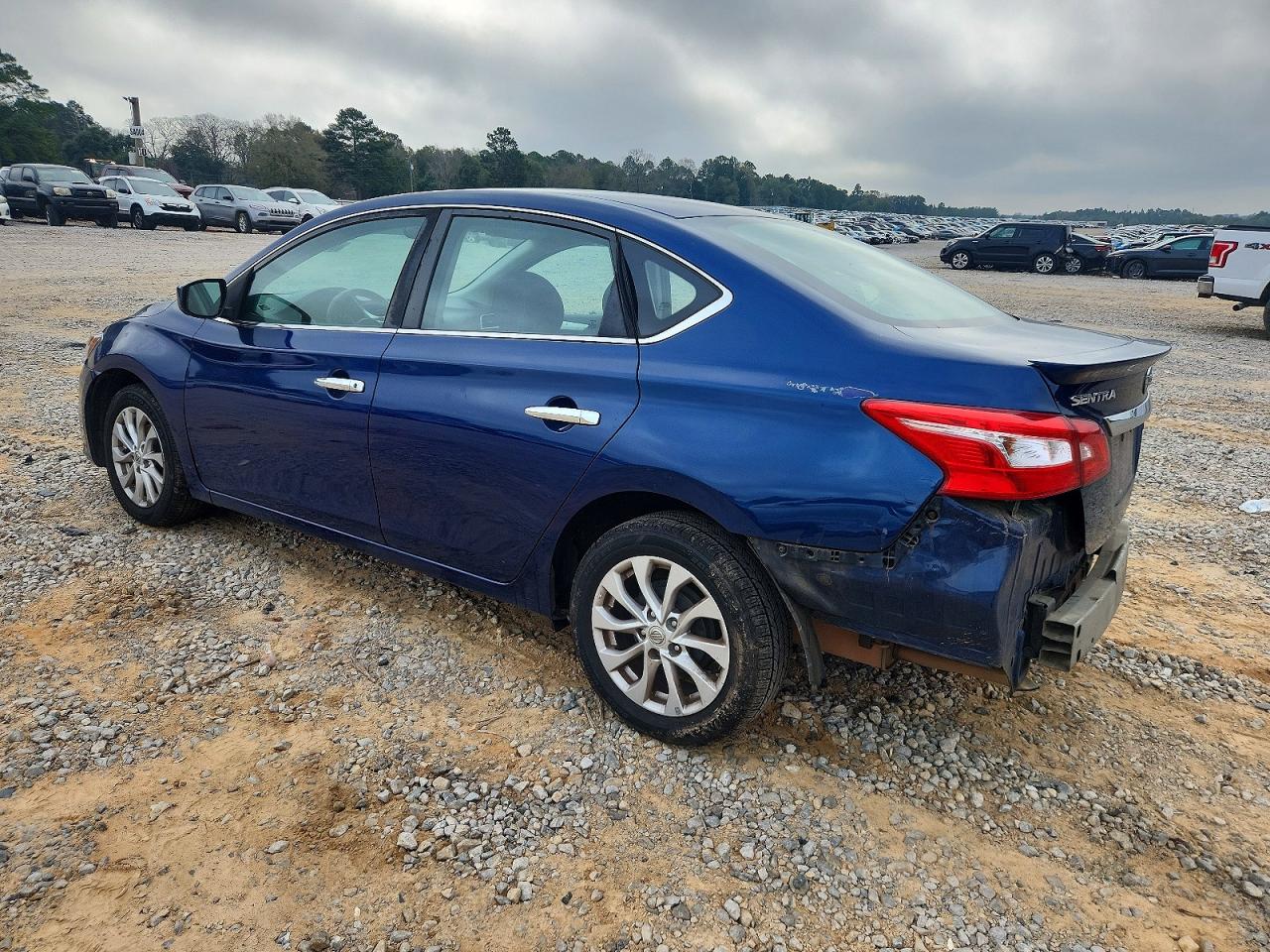 2018 NISSAN SENTRA S photo 2