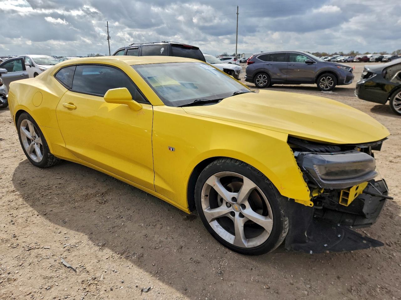 2016 CHEVROLET CAMARO LT photo 4