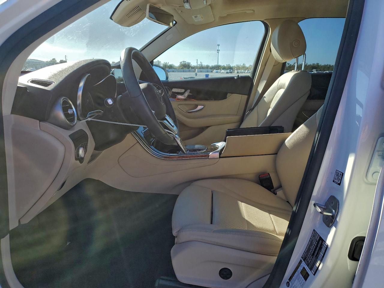 2020 MERCEDES-BENZ GLC 300 photo 7
