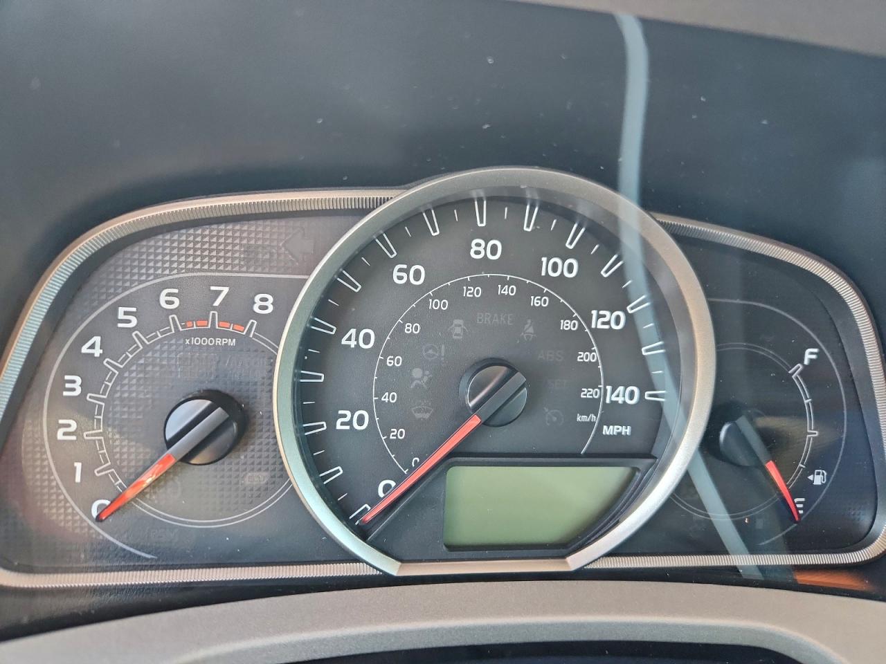 2014 TOYOTA RAV4 XLE photo 9