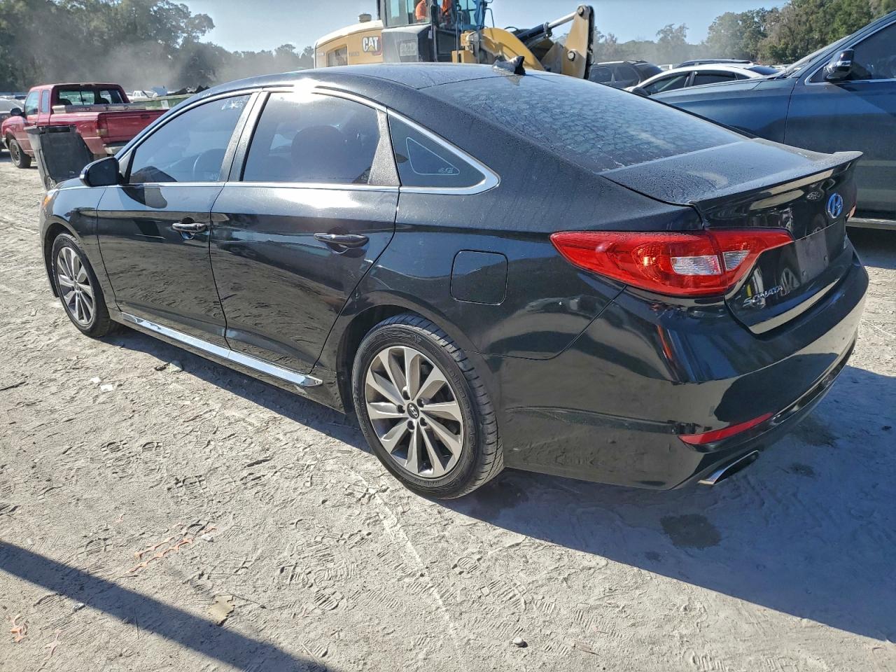 2015 HYUNDAI SONATA SPORT photo 2
