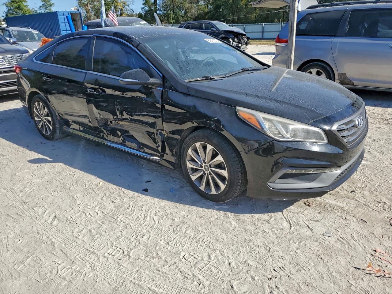 2015 HYUNDAI SONATA SPORT photo 4