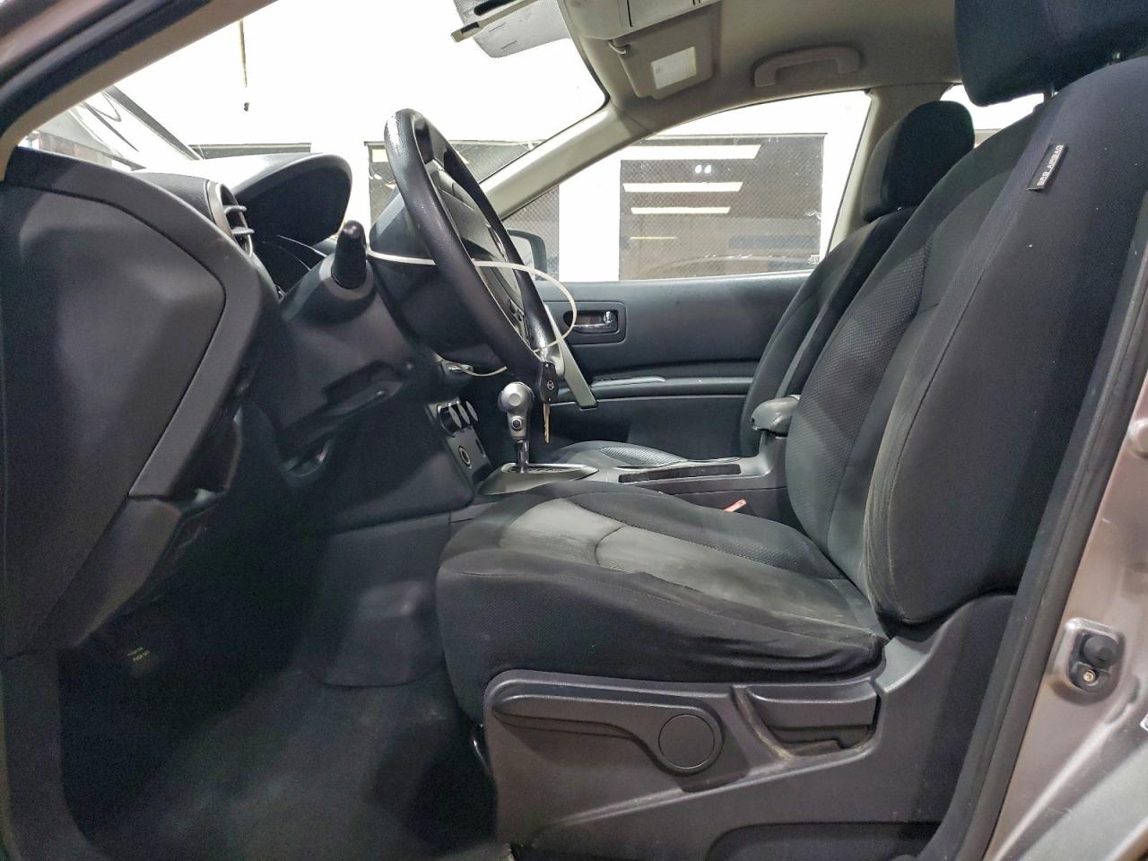 2011 NISSAN ROGUE S photo 7