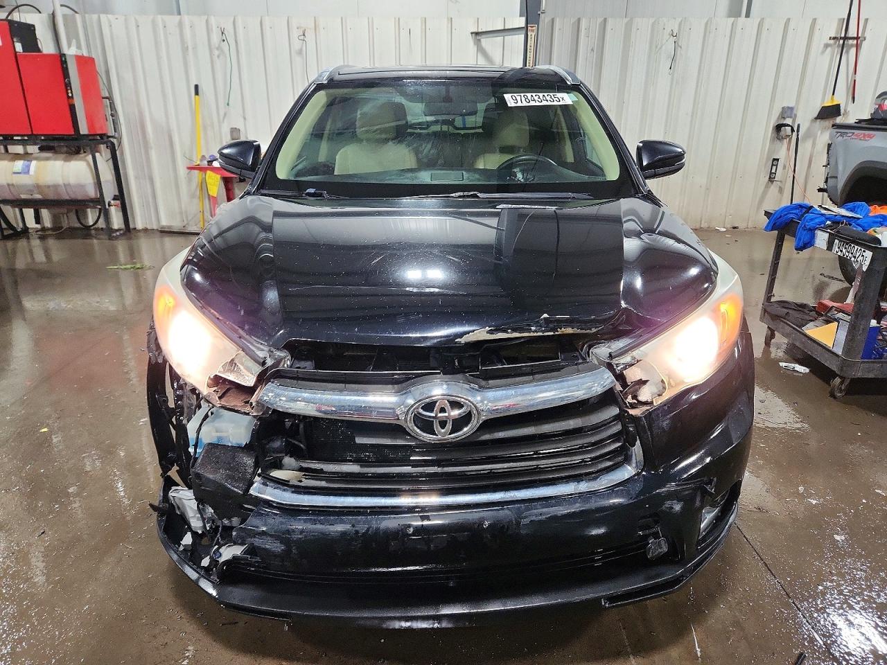 2014 TOYOTA HIGHLANDER LIMITED photo 9