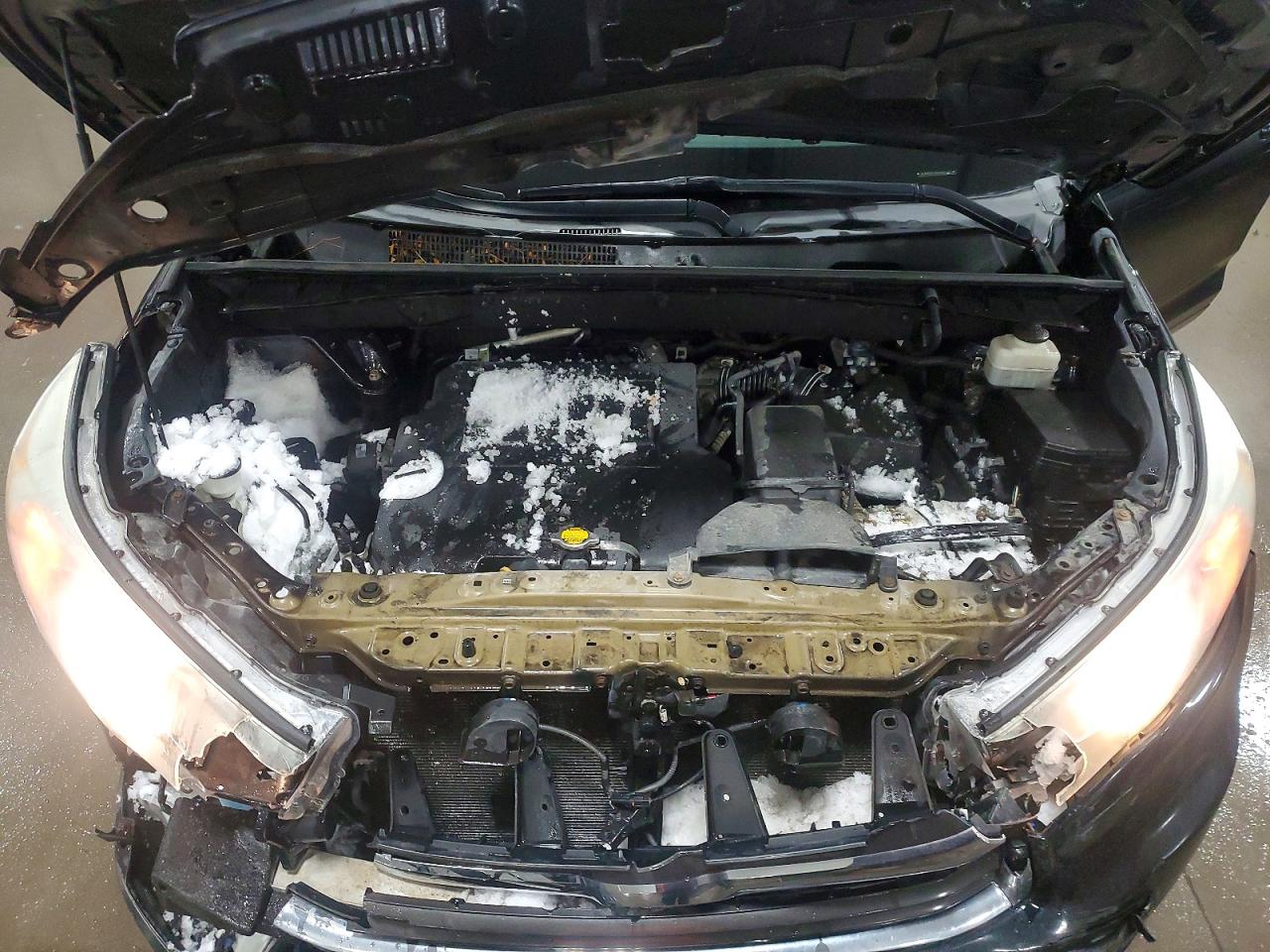 2014 TOYOTA HIGHLANDER LIMITED photo 23