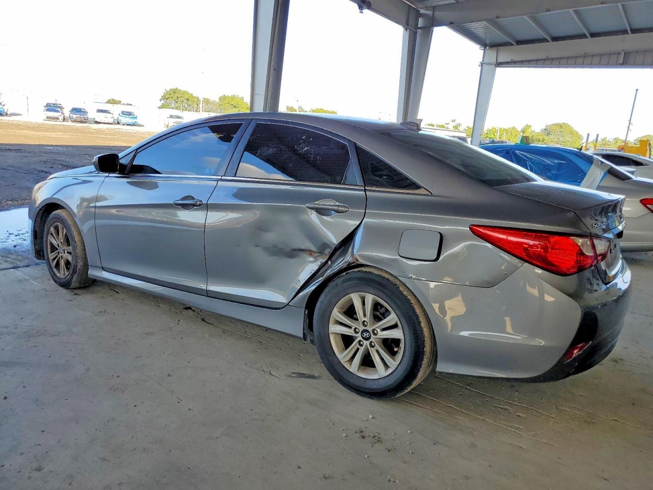 2014 HYUNDAI SONATA GLS photo 3