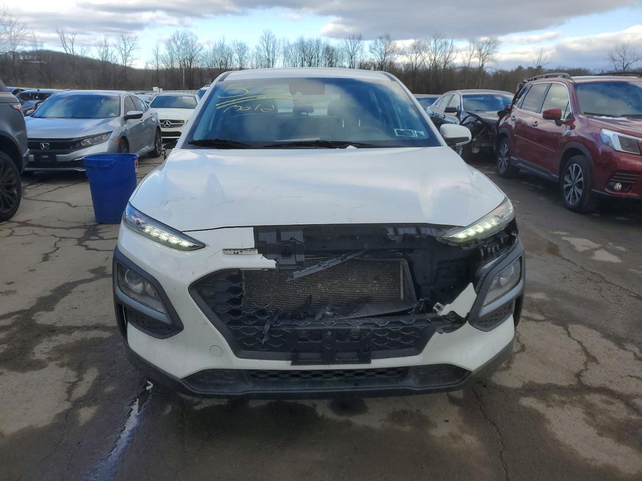 2020 HYUNDAI KONA SE photo 5