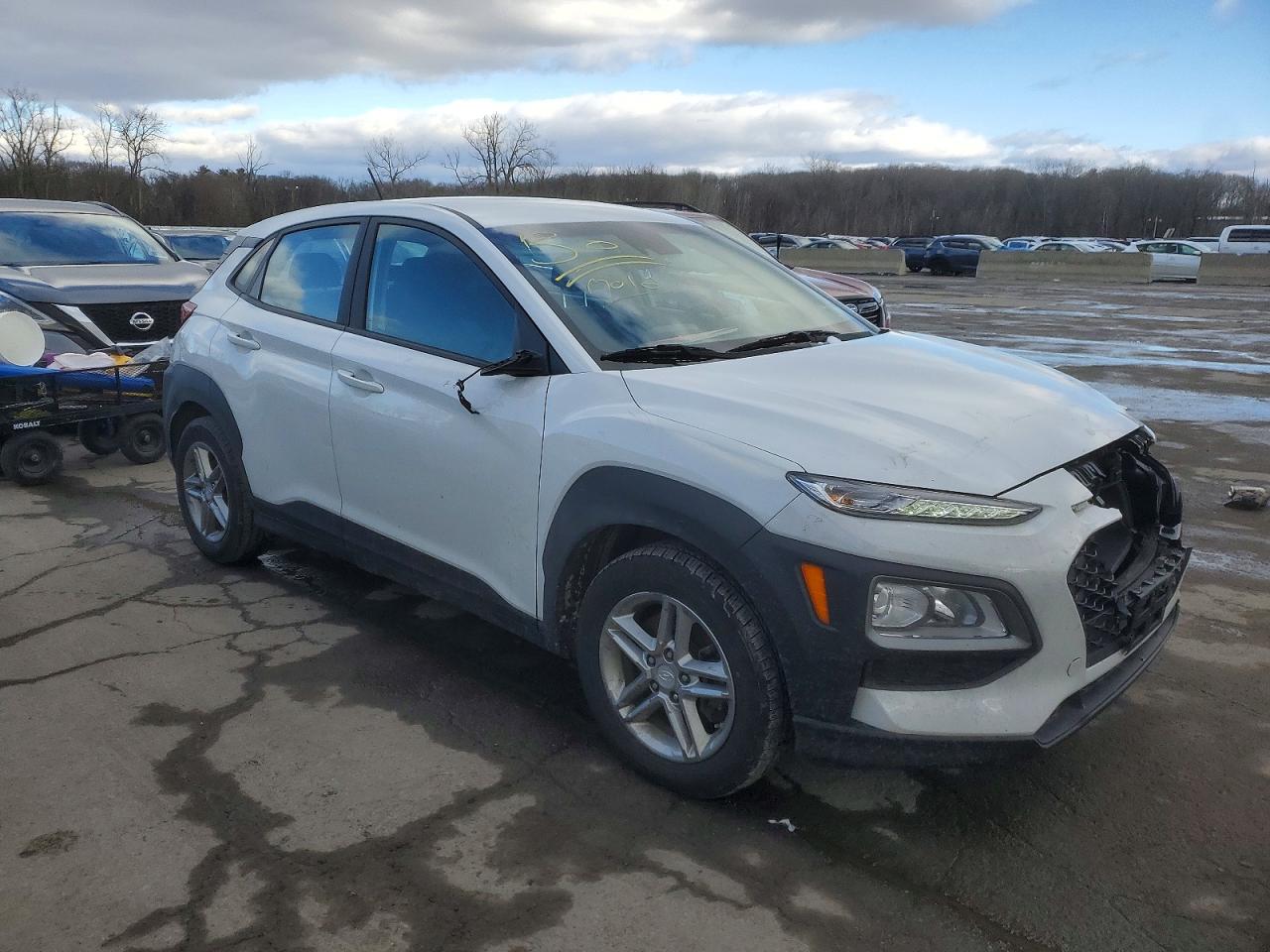 2020 HYUNDAI KONA SE photo 4