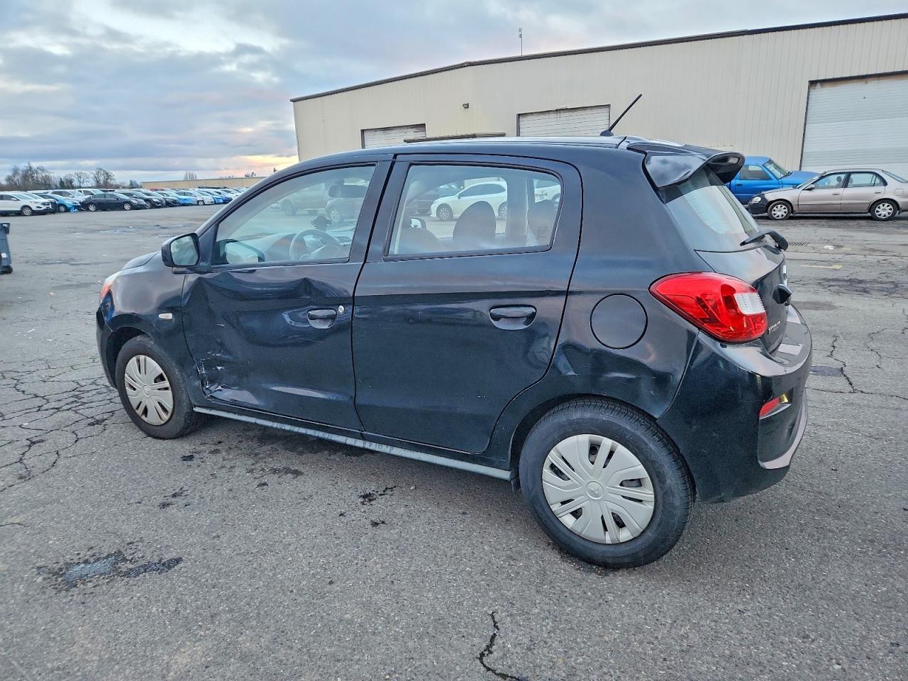 2018 MITSUBISHI MIRAGE ES photo 2