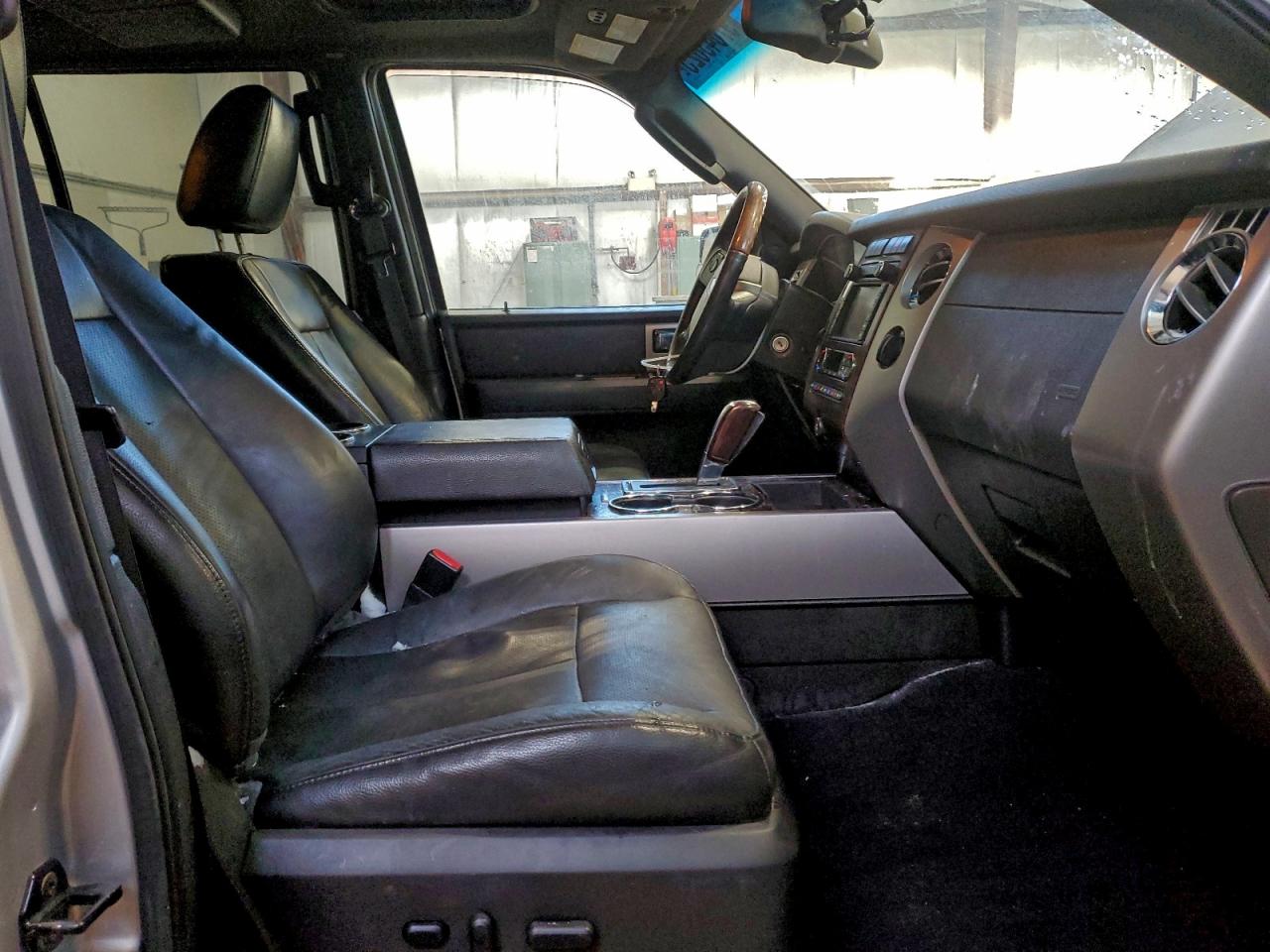 2010 FORD EXPEDITION LIMITED photo 13