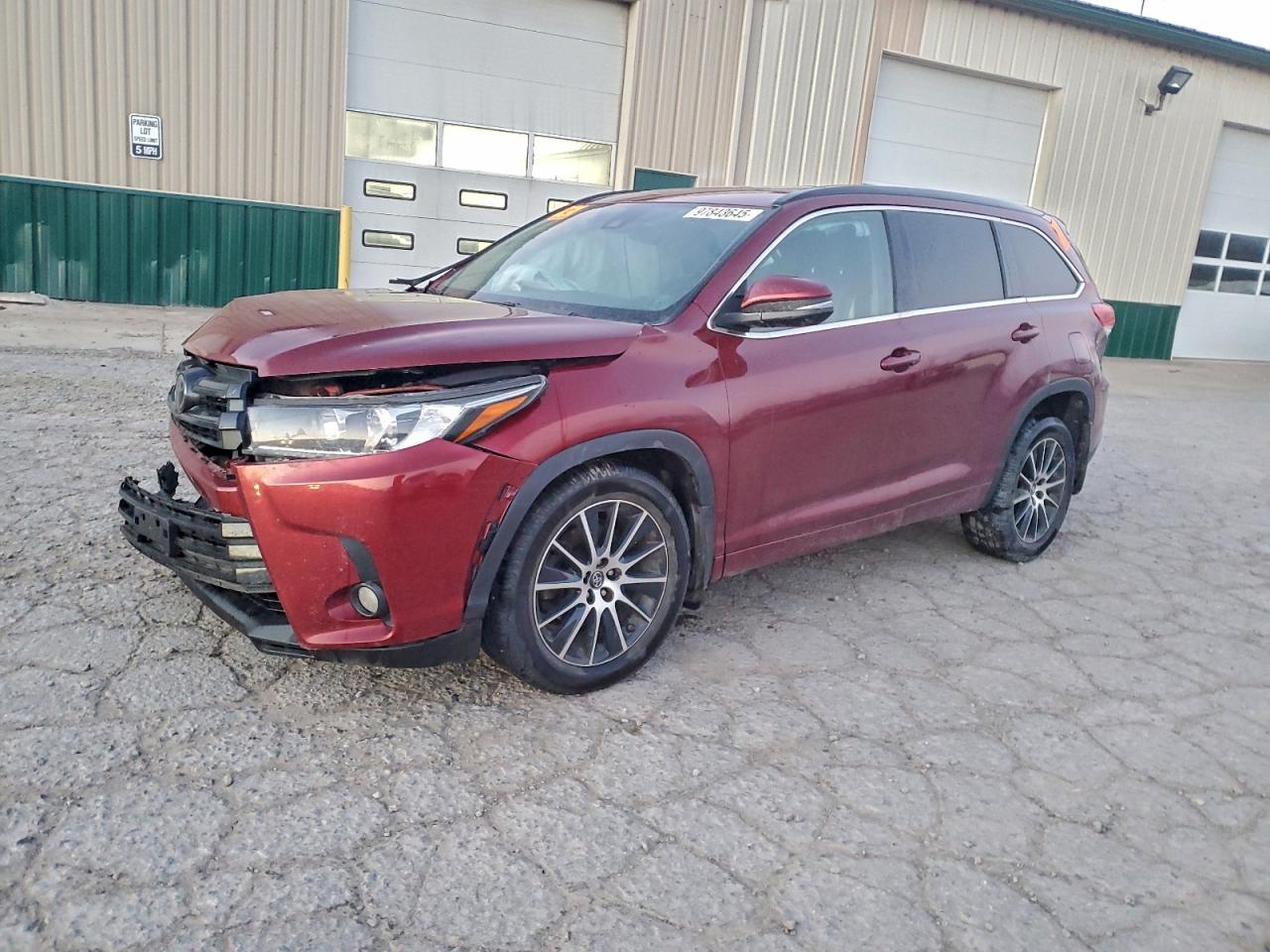2017 TOYOTA HIGHLANDER