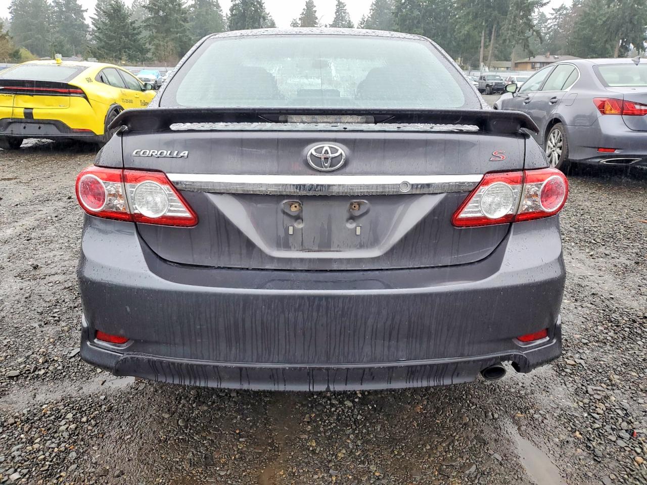 2013 TOYOTA COROLLA BASE photo 11