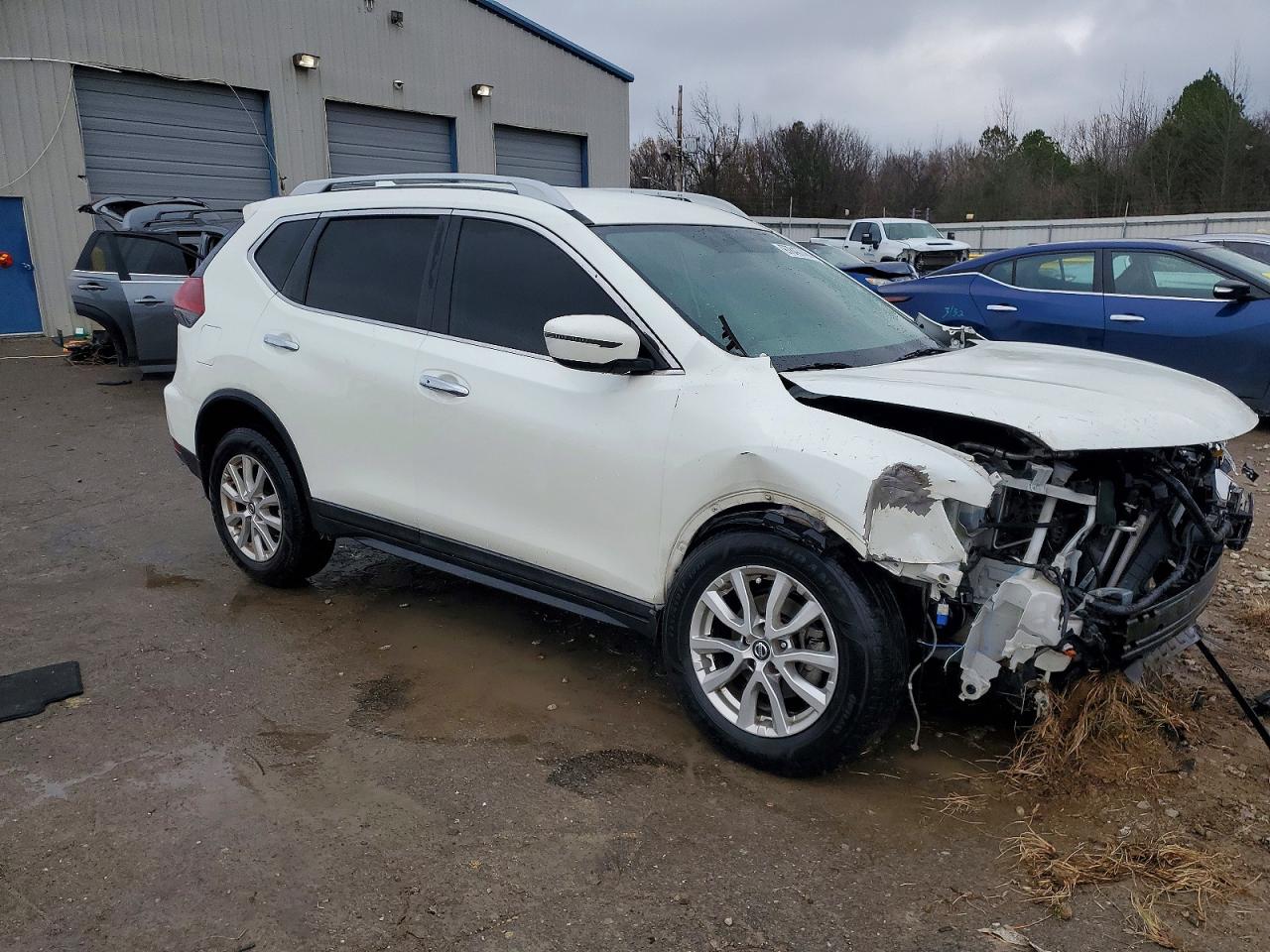 2018 NISSAN ROGUE S photo 4