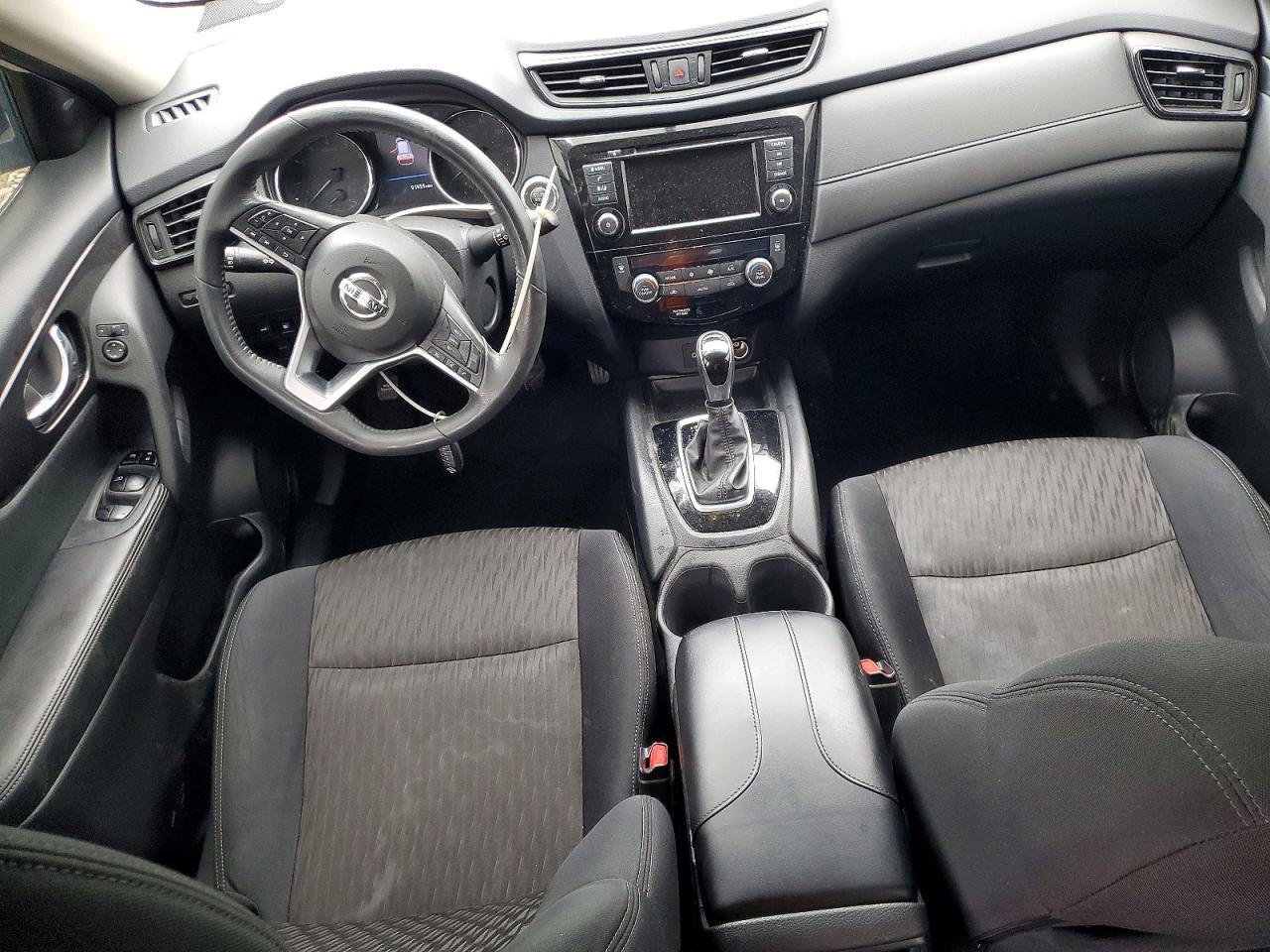 2018 NISSAN ROGUE S photo 8