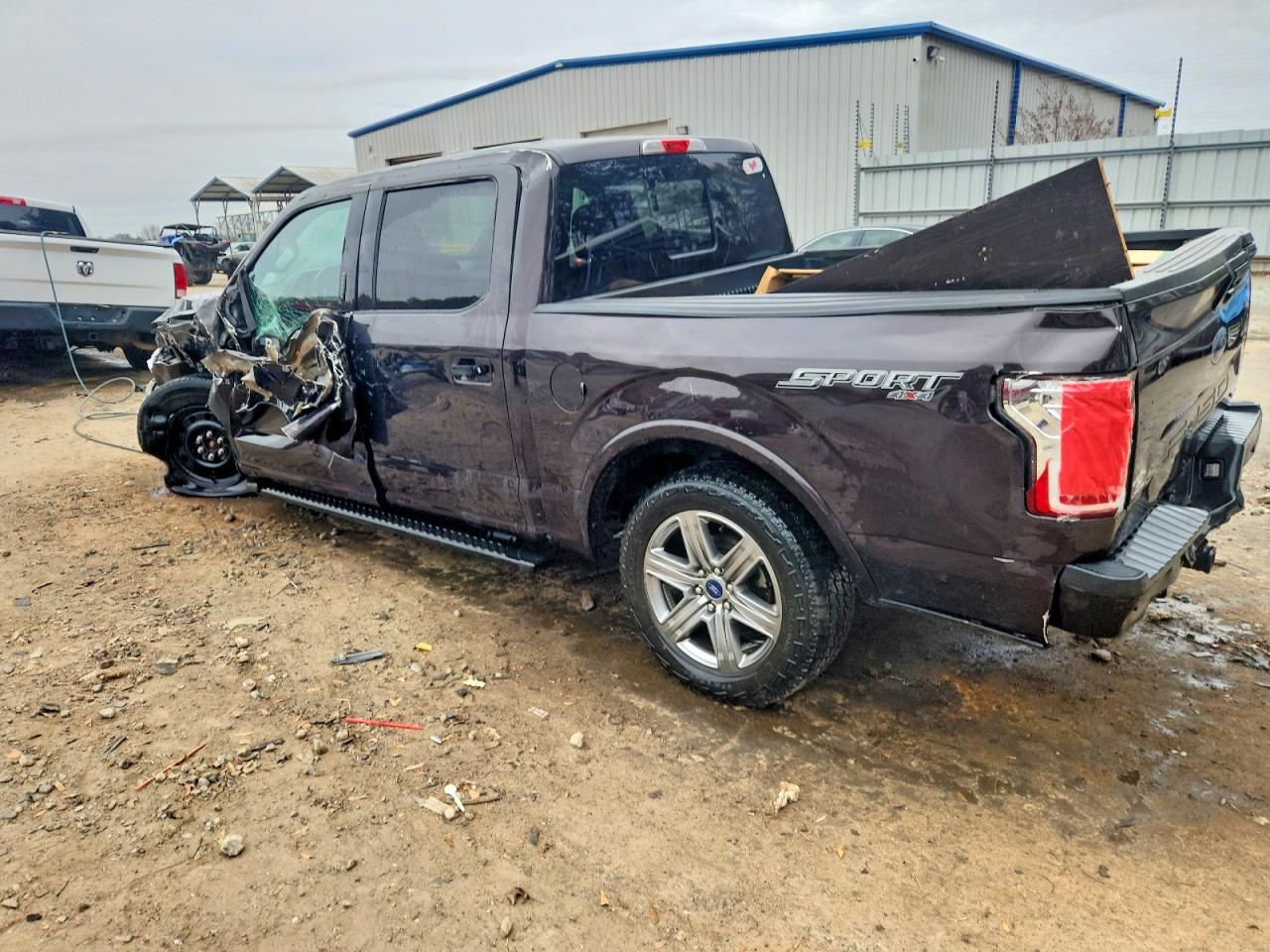 2019 FORD F150 SUPERCREW photo 2