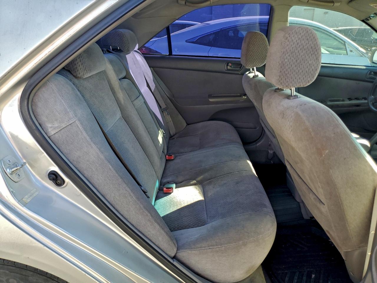 2003 TOYOTA CAMRY LE photo 19