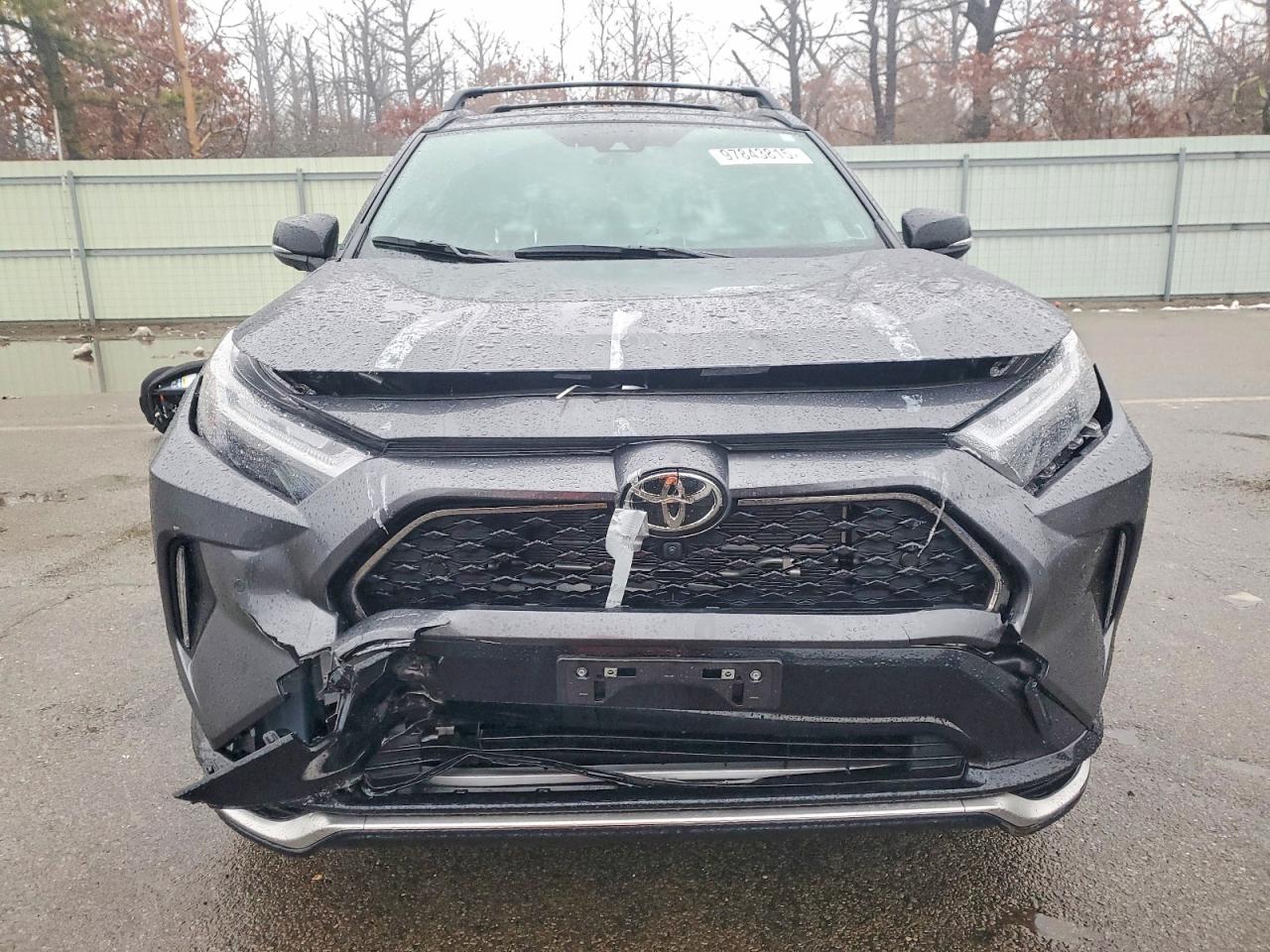 2025 TOYOTA RAV4 XSE photo 5