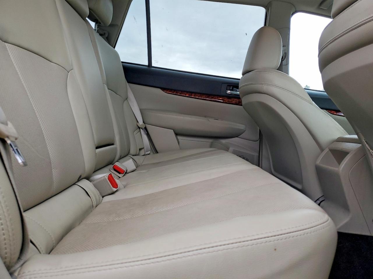 2012 SUBARU OUTBACK 2.5I LIMITED photo 11