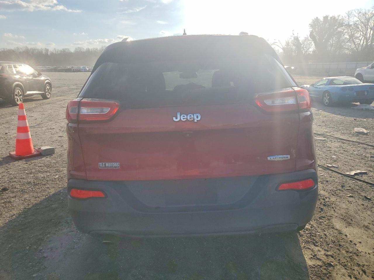 2015 JEEP CHEROKEE LATITUDE photo 6