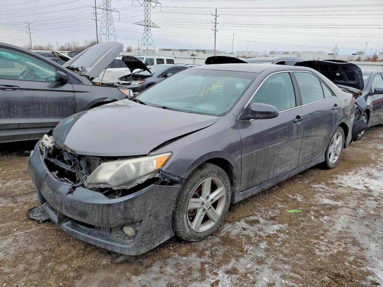 2013 TOYOTA CAMRY