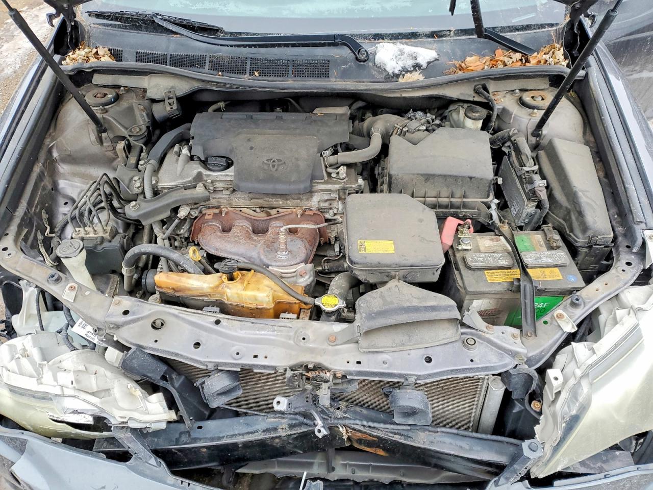 2013 TOYOTA CAMRY L photo 11