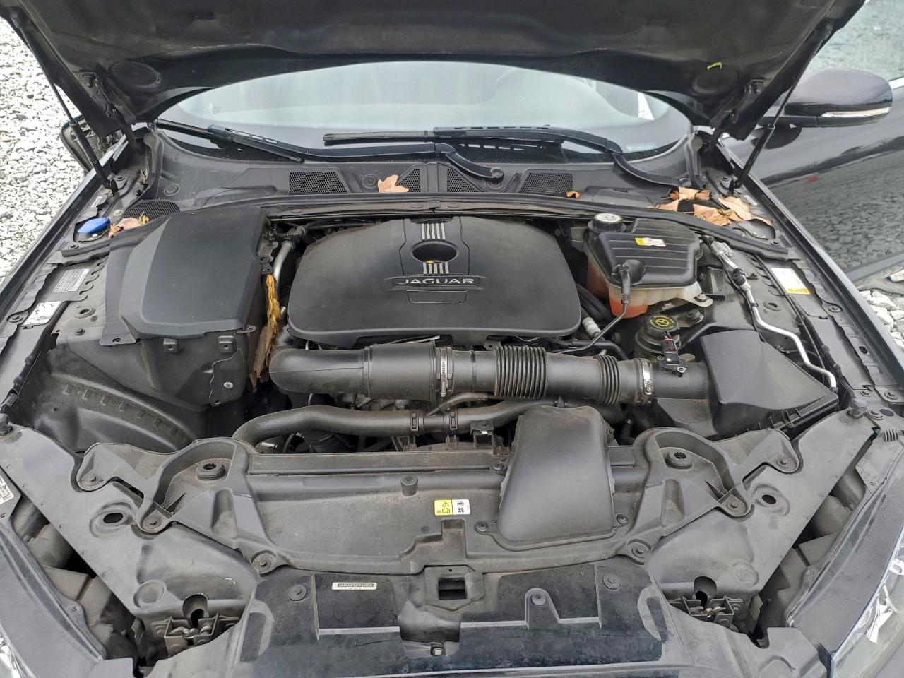 2015 JAGUAR XF 2.0T PREMIUM photo 11