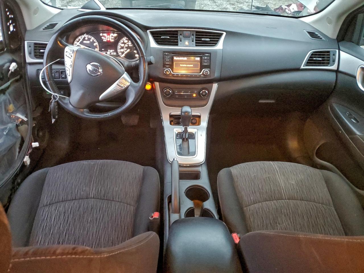 2015 NISSAN SENTRA S photo 15