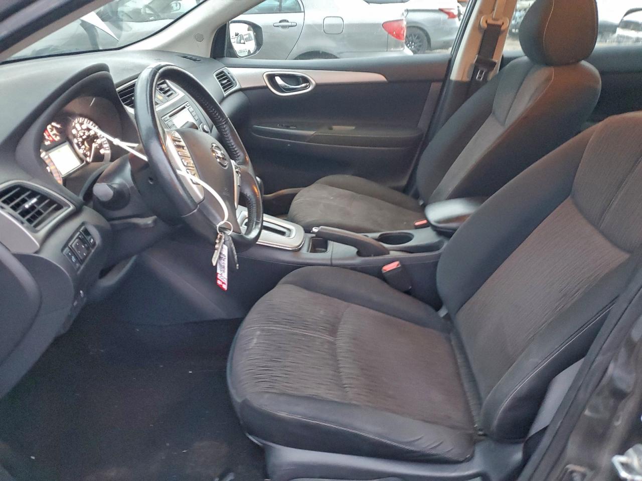 2015 NISSAN SENTRA S photo 13