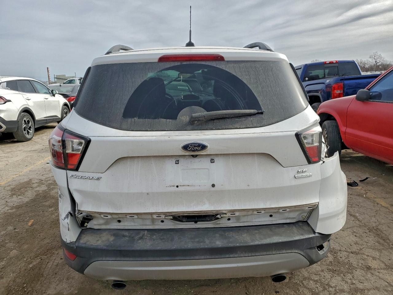 2018 FORD ESCAPE SE photo 11