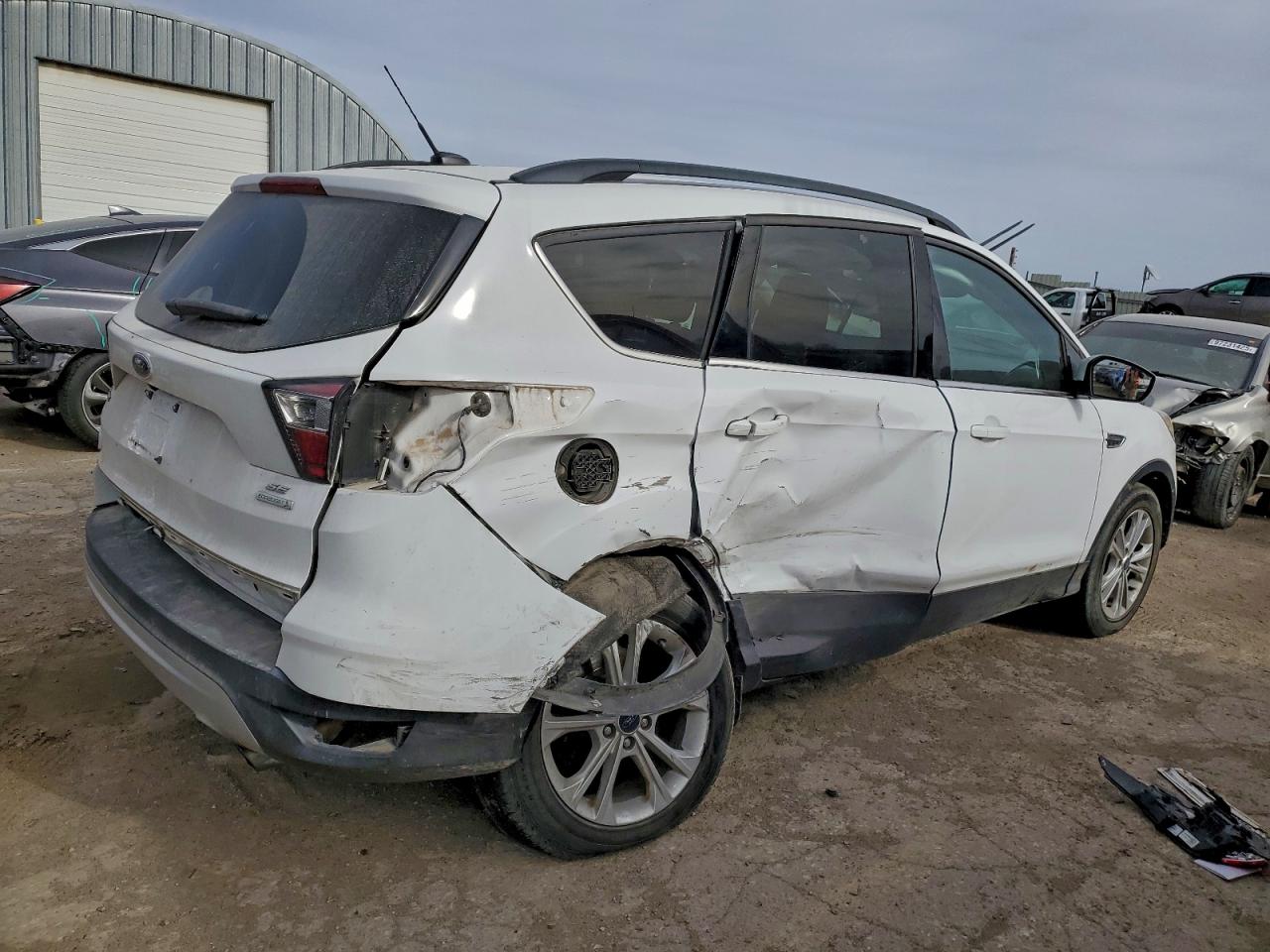 2018 FORD ESCAPE SE photo 5