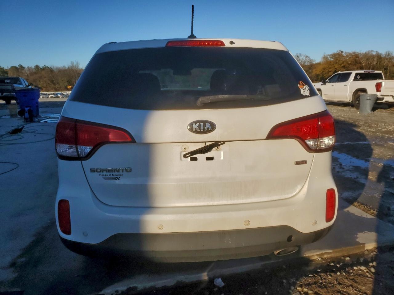 2015 KIA SORENTO LX photo 11