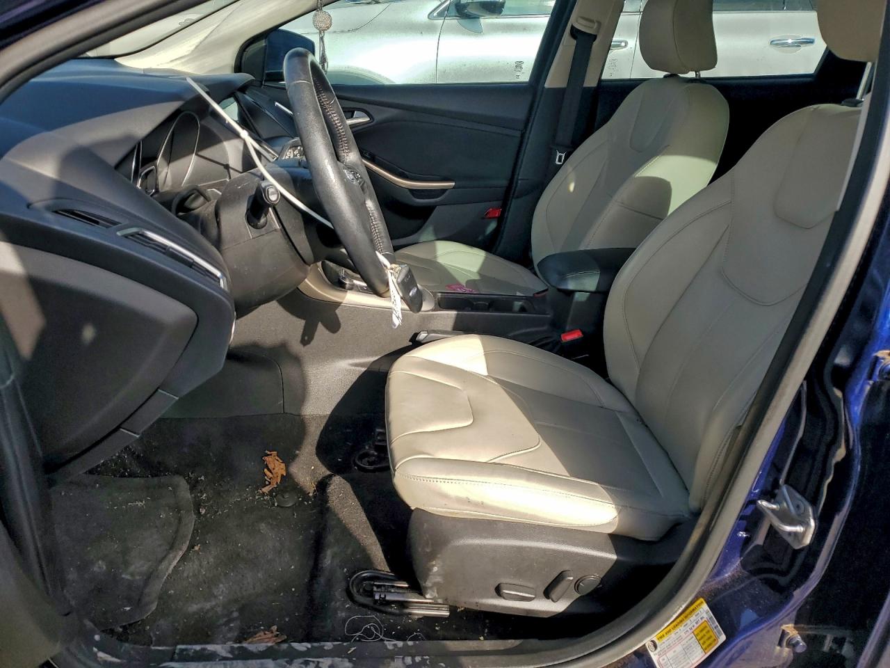 2017 FORD FOCUS TITANIUM photo 19