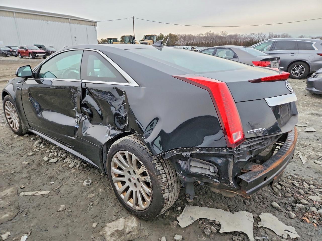 2014 CADILLAC CTS photo 2
