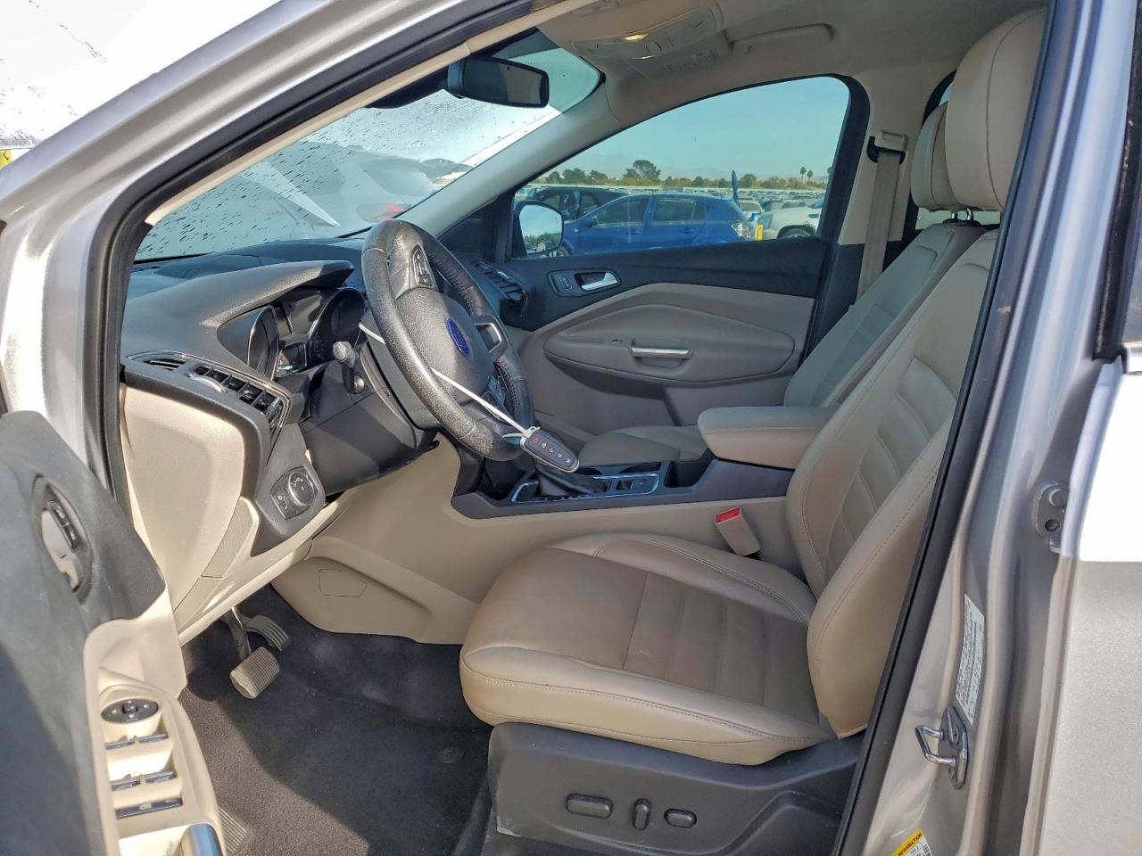 2017 FORD ESCAPE TITANIUM photo 7