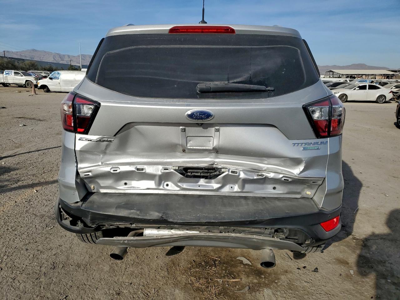 2017 FORD ESCAPE TITANIUM photo 6