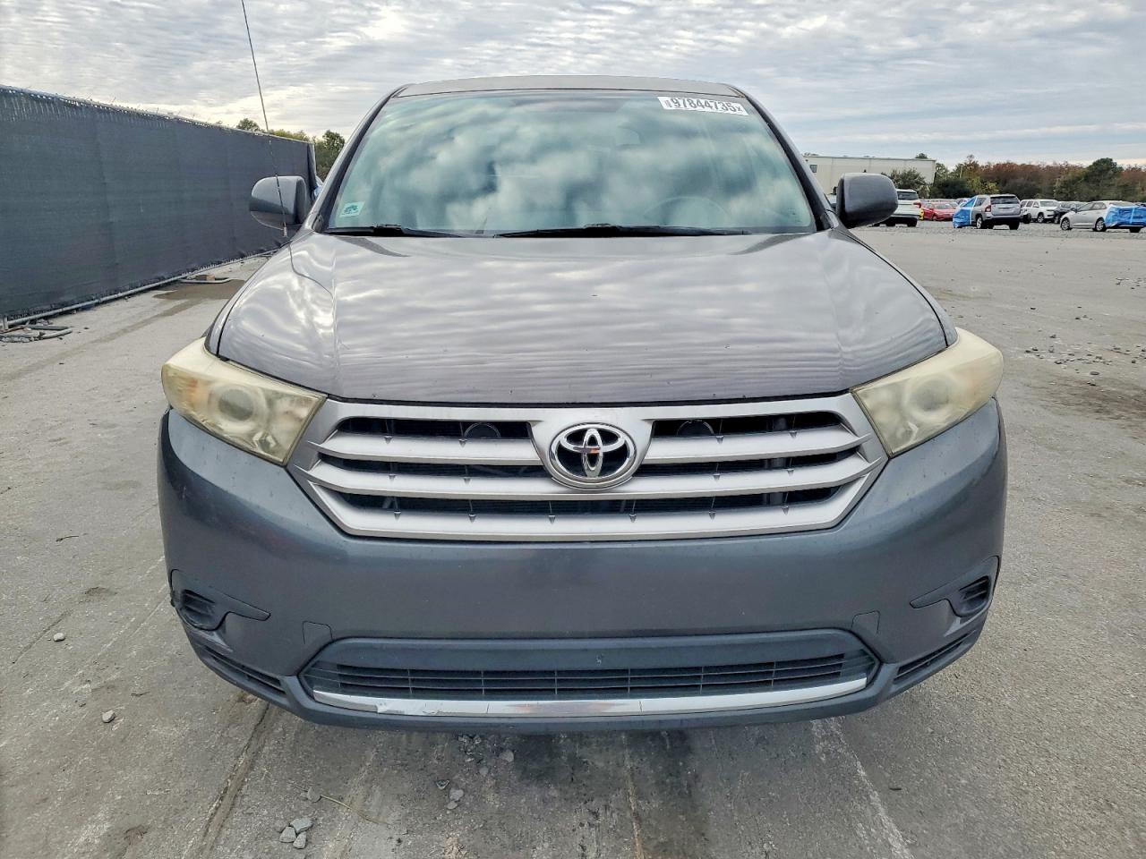 2011 TOYOTA HIGHLANDER BASE photo 13