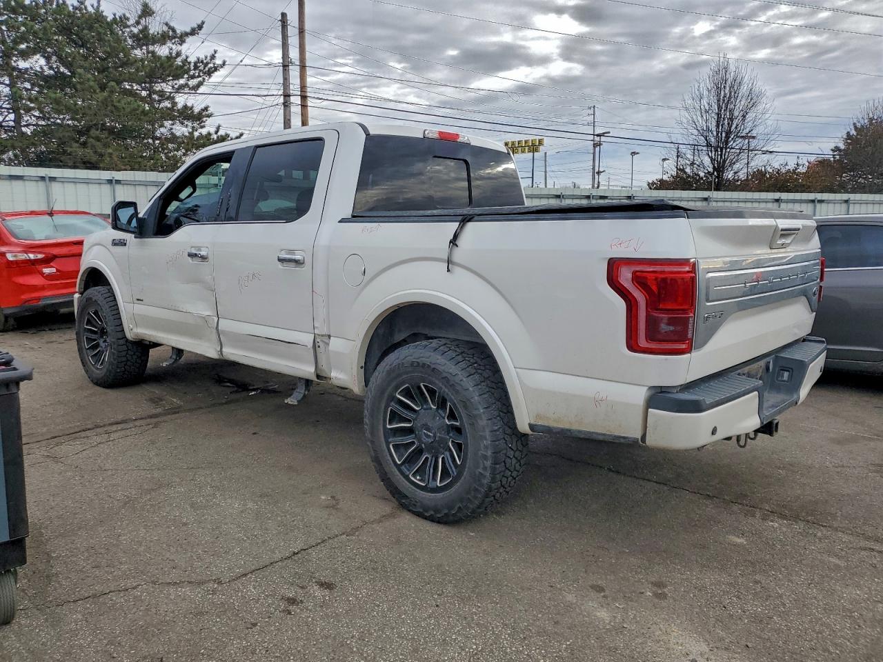 2016 FORD F150 SUPERCREW photo 2