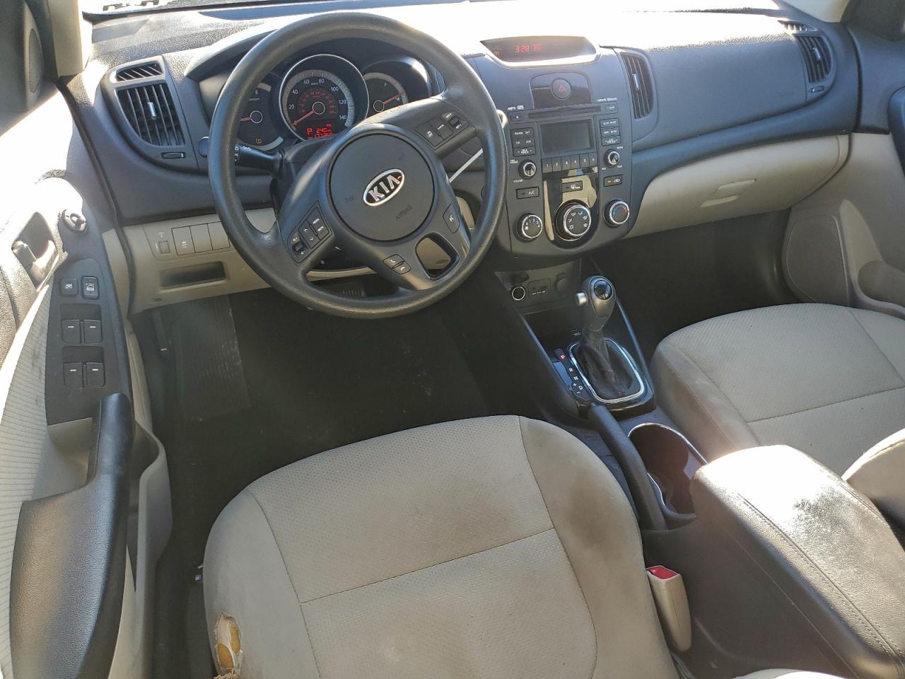 2012 KIA FORTE EX photo 22