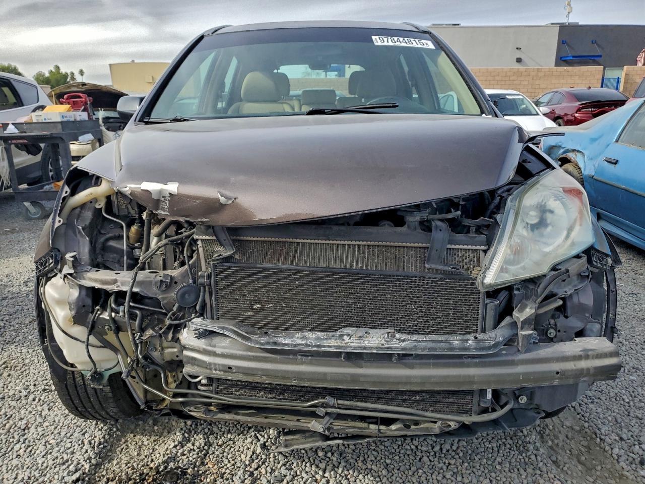 2011 HONDA CR-V LX photo 9