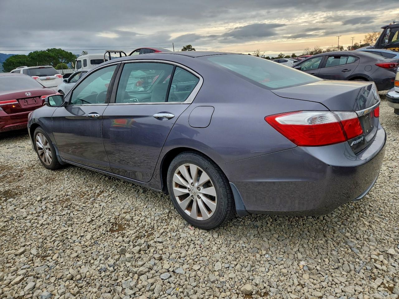 2015 HONDA ACCORD EX photo 2