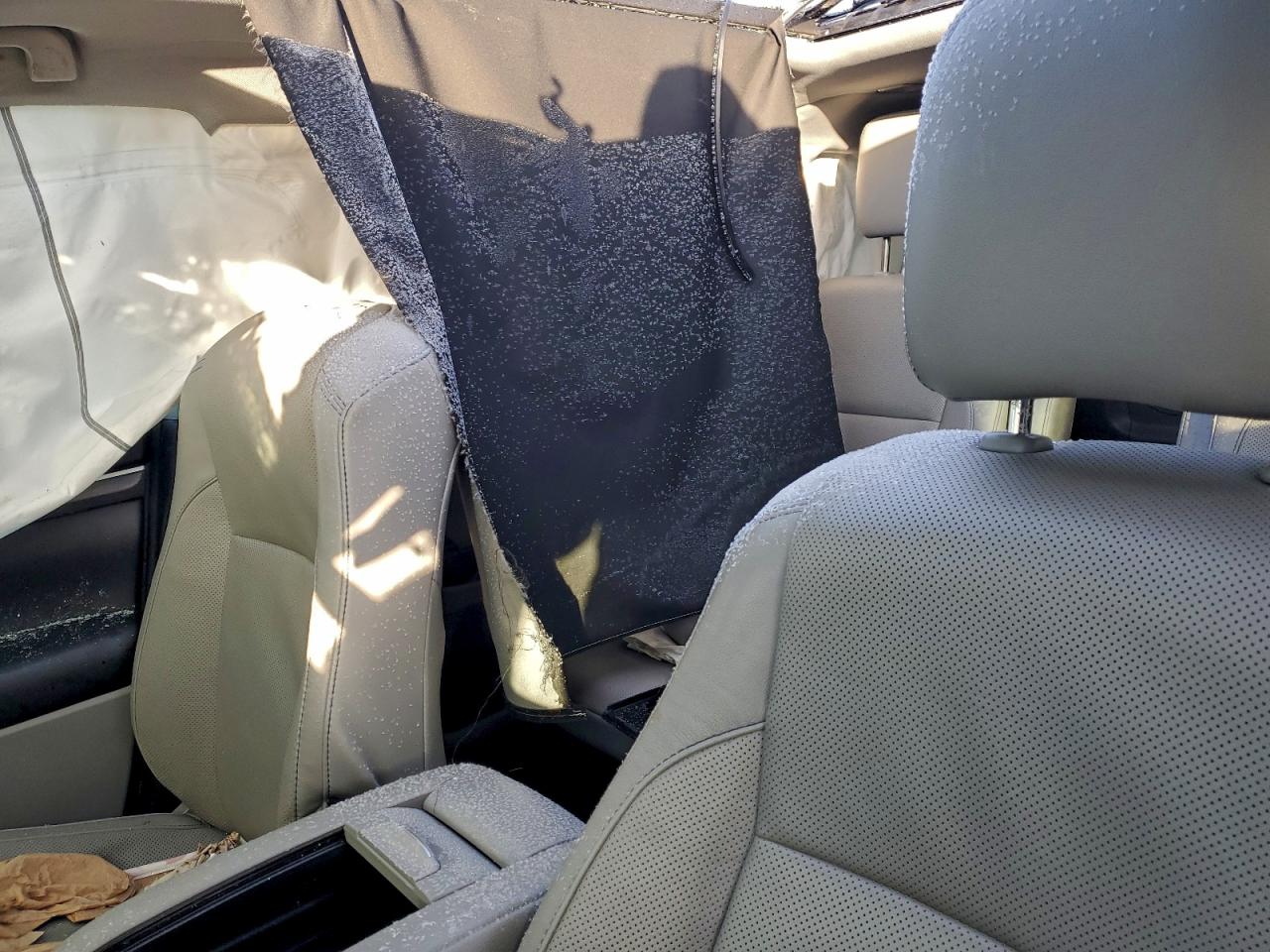 2018 TOYOTA HIGHLANDER LIMITED photo 10