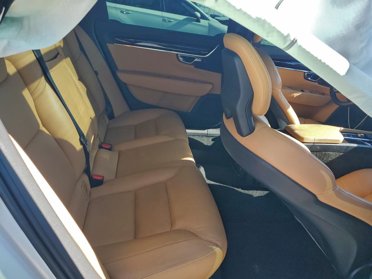2018 VOLVO S90 T5 MOMENTUM photo 10